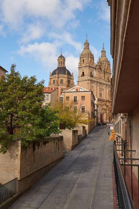 Alojamiento Centro Historico Catedral 萨拉曼卡 外观 照片