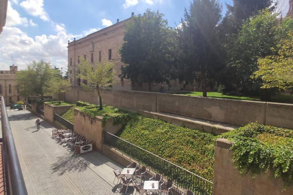 Alojamiento Centro Historico Catedral 萨拉曼卡 外观 照片